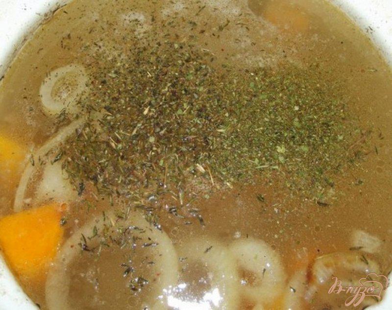 Фото приготовление рецепта: Суп из тыквы с маслом шаг №4