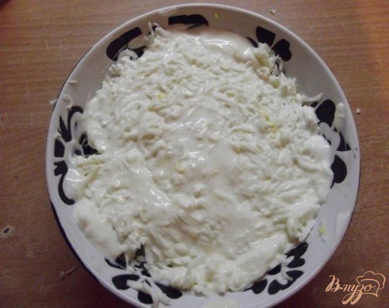 Фото приготовление рецепта: Мясной салат с киви шаг №6