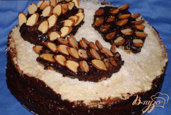 Фото приготовление рецепта: Ореховый торт «Шишки» шаг №9