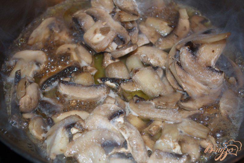 Фото приготовление рецепта: Солянка грибная без картошки шаг №5
