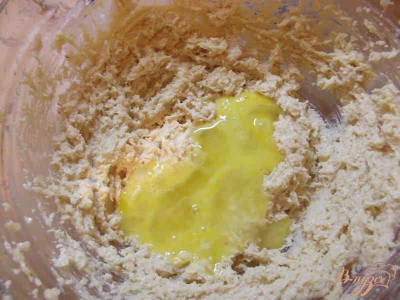 Фото приготовление рецепта: Пирог с банановым кремом шаг №5