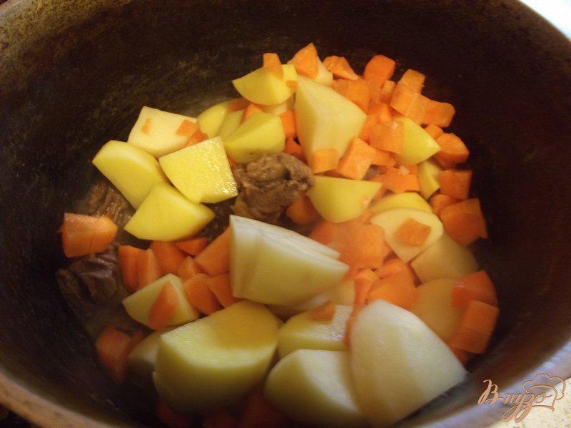 Фото приготовление рецепта: Рагу из говядины с овощным ассорти шаг №5