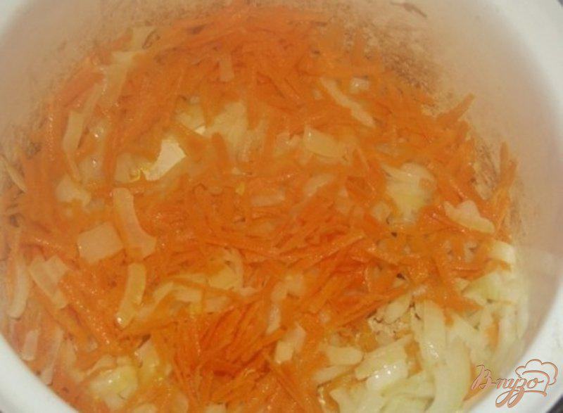 Фото приготовление рецепта: Сливочный суп с цветной капустой шаг №4
