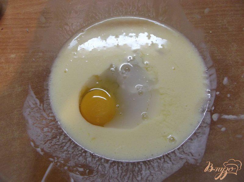 Фото приготовление рецепта: Овсяный пирог с имбирем и сухофруктами шаг №3