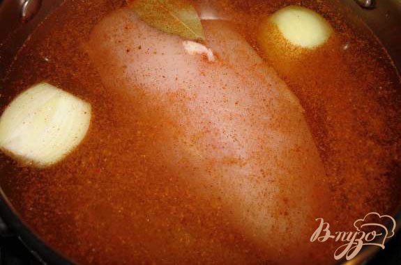 Фото приготовление рецепта: Заливное из курицы с грейпфрутом шаг №1
