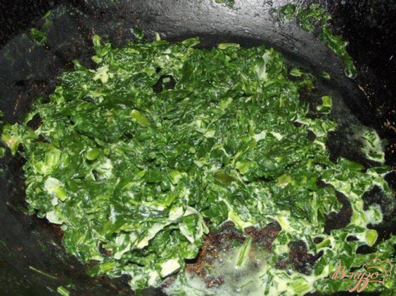 Фото приготовление рецепта: Картофель с листовой зеленью шаг №7