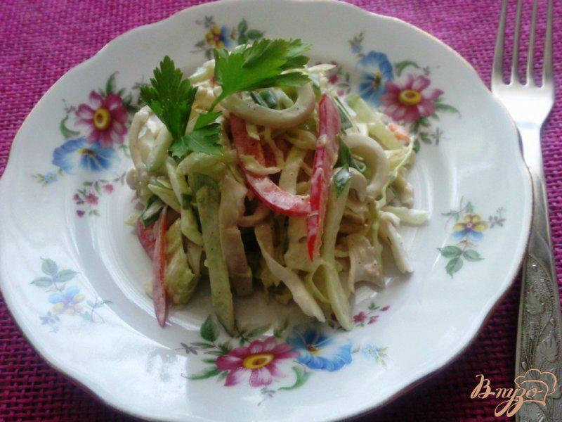 Фото приготовление рецепта: Овощной салат с кальмарами шаг №5