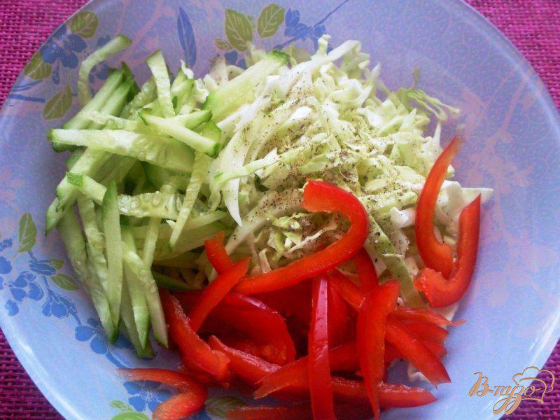 Фото приготовление рецепта: Овощной салат с кальмарами шаг №2