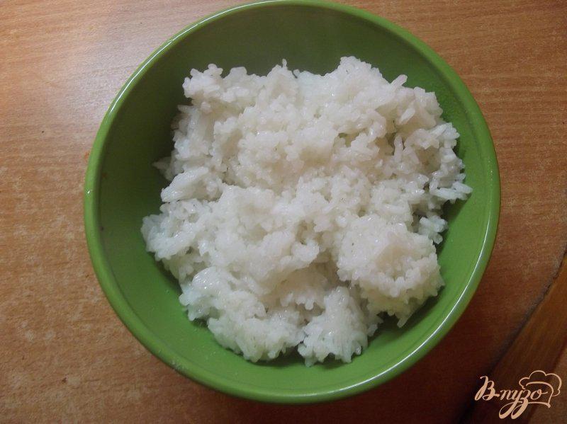 Фото приготовление рецепта: Рис в горшочке со шкварками шаг №5