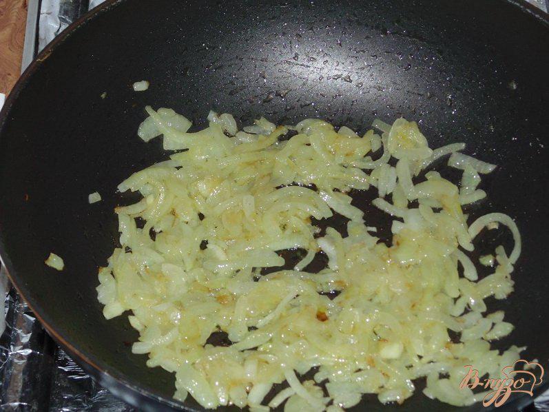 Фото приготовление рецепта: Мясо с фасолью в сметане шаг №1