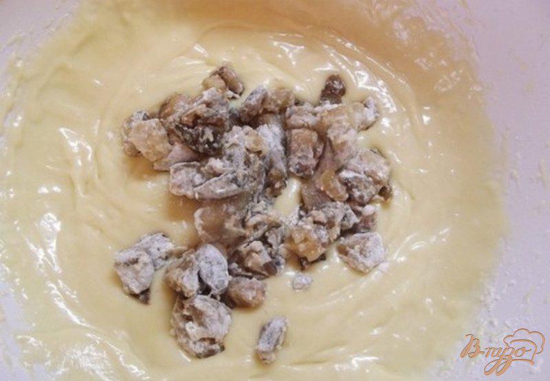 Фото приготовление рецепта: Грушевый пирог с белым шоколадом шаг №5