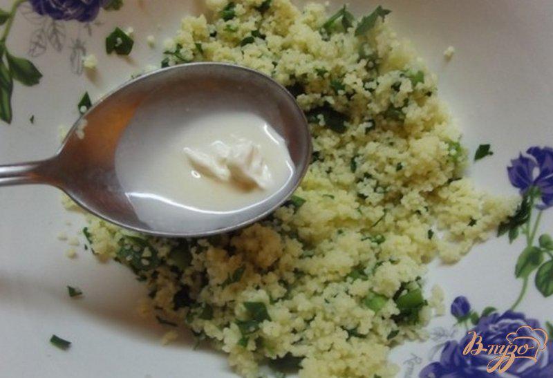 Фото приготовление рецепта: Салат из кус-кус и шпината шаг №8