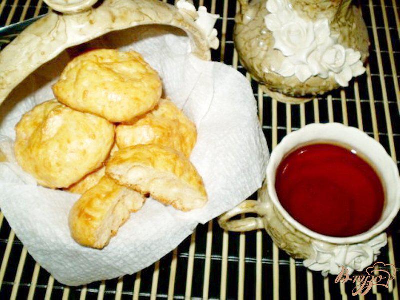 Фото приготовление рецепта: Сырное соленое печенье шаг №7