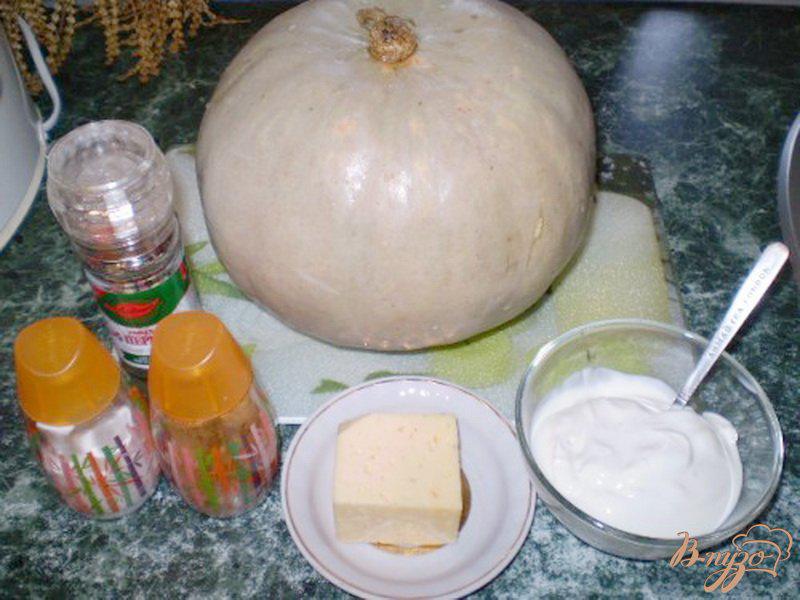 Фото приготовление рецепта: Тыква с чесноком и сметаной под сыром шаг №1