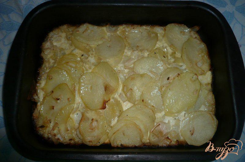 Фото приготовление рецепта: Картофель запеченный под сметанным соусом шаг №7