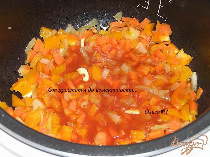 Фото приготовление рецепта: Чечевица с овощами в томатном соусе (в мультиварке) шаг №2