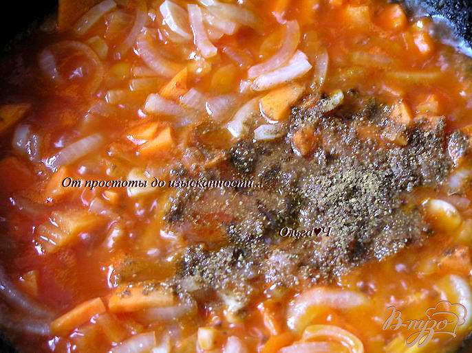 Фото приготовление рецепта: Томатный суп с чечевицей шаг №3