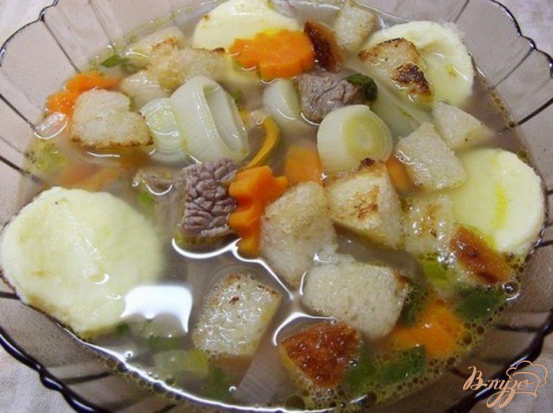 Фото приготовление рецепта: Суп «Мазайка» с омлетом шаг №10