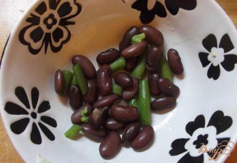 Фото приготовление рецепта: Салат с семенами подсолнечника и кунжута шаг №7