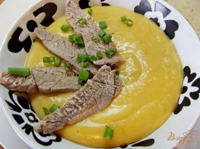 Фото приготовление рецепта: Гороховый крем-суп на сале шаг №6