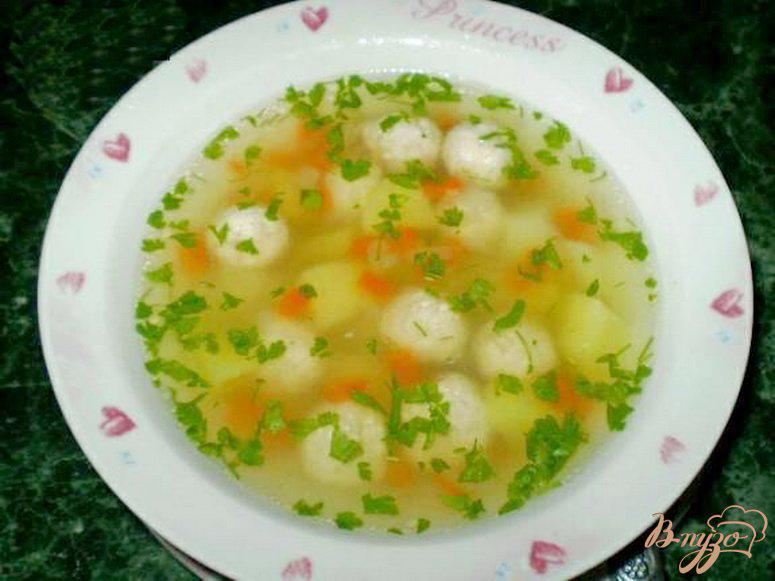 Фото приготовление рецепта: Диетический суп с фрикадельками шаг №4