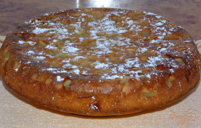 Фото приготовление рецепта: Яблочный пирог на сметанном тесте шаг №5