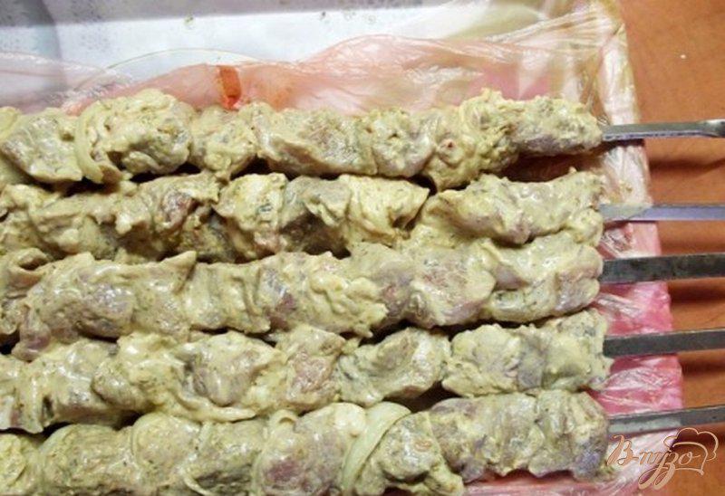 Фото приготовление рецепта: Шашлык из свиной шеи в горчичном маринаде шаг №3