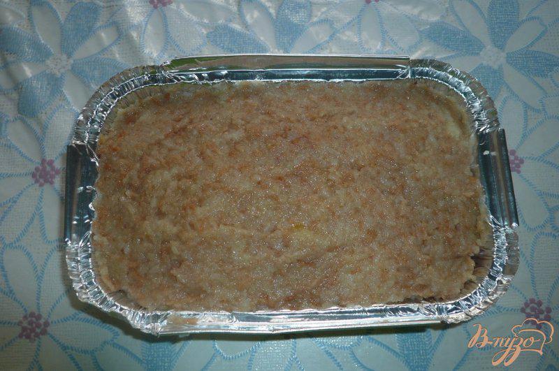 Фото приготовление рецепта: Сладкий картофельный пирог с яблоками шаг №12