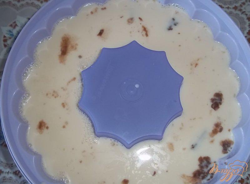 Фото приготовление рецепта: Желе из топленого молока с кусочками шоколадного желе шаг №5