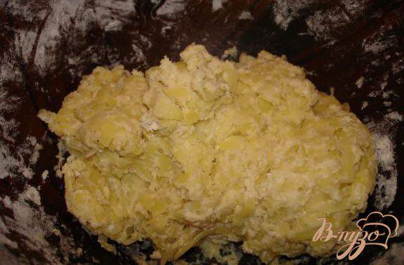 Фото приготовление рецепта: Картофельные ньокки шаг №2