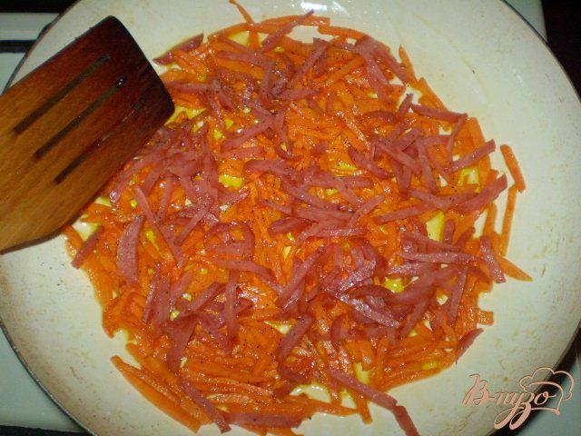 Фото приготовление рецепта: Салат из пекинской капусты «Каприз» шаг №4