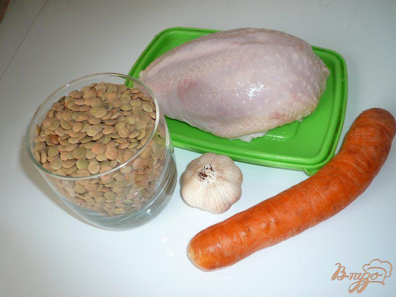 Фото приготовление рецепта: Чечевица с куриной грудкой шаг №1