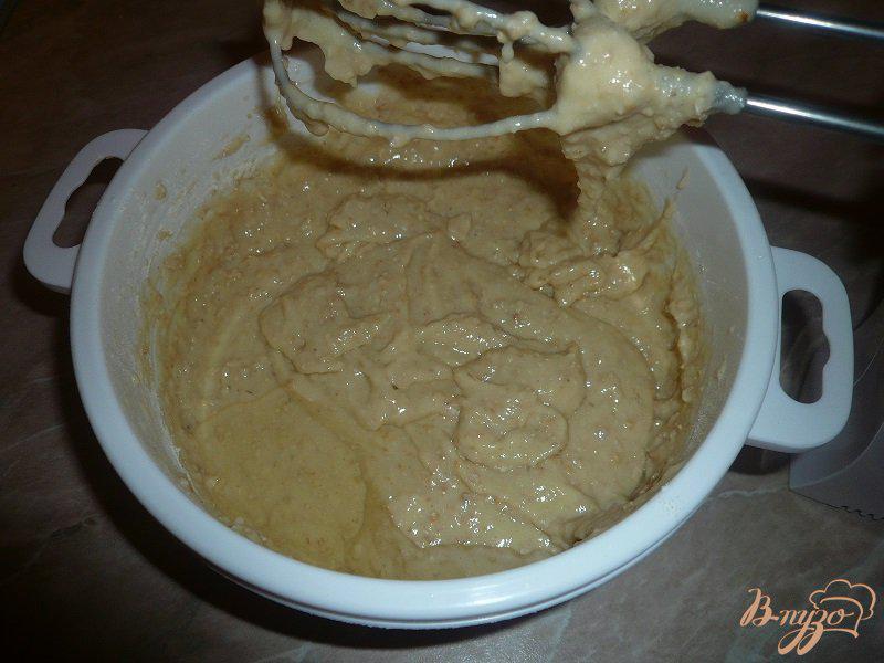 Фото приготовление рецепта: Пирог  на сыворотке с овсяными отрубями шаг №8
