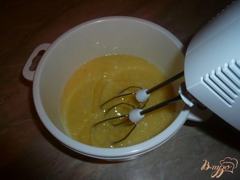 Фото приготовление рецепта: Пирог  на сыворотке с овсяными отрубями шаг №3