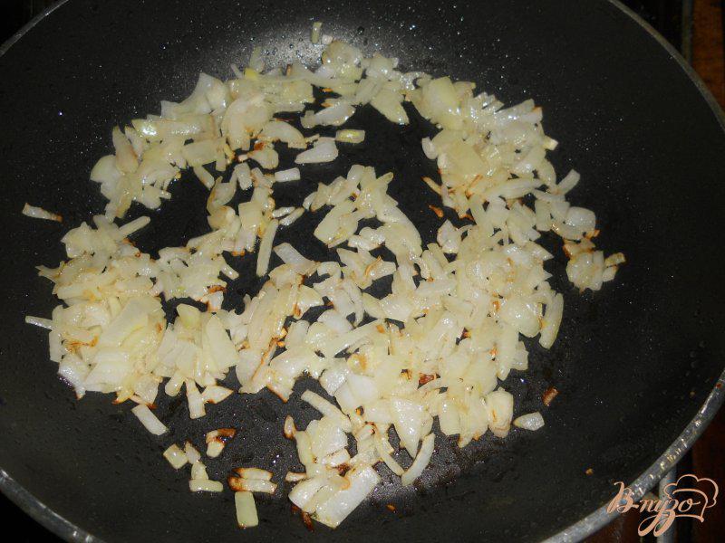 Фото приготовление рецепта: Пельмени с мясом и капустой на пару шаг №3
