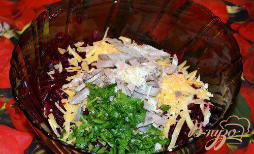 Фото приготовление рецепта: Буряковый (свекольный) салат шаг №4