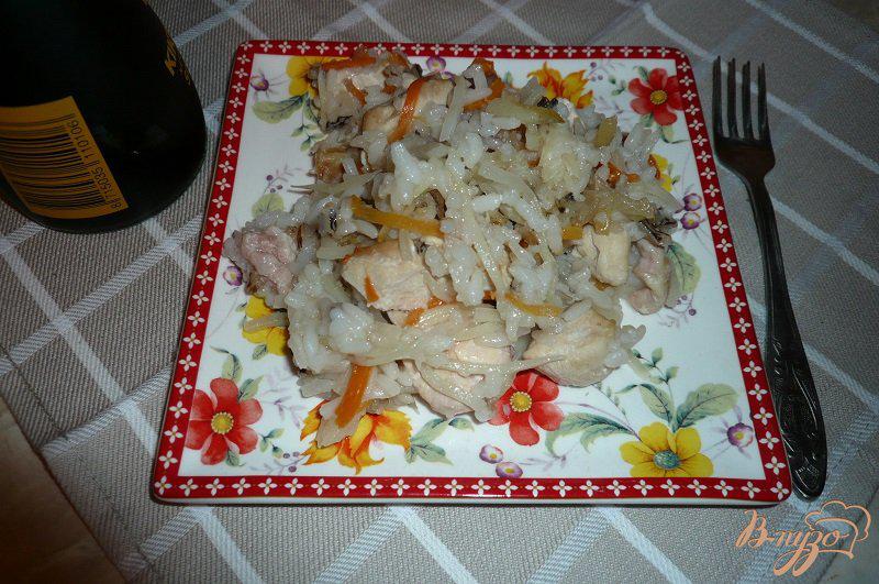 Фото приготовление рецепта: Рисовая каша с овощами и куриным мясом шаг №11