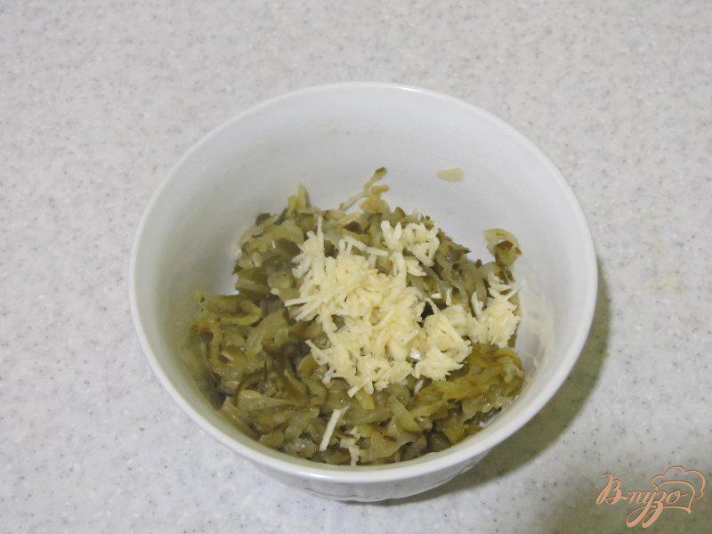 Фото приготовление рецепта: Аджика из маринованных огурцов шаг №3