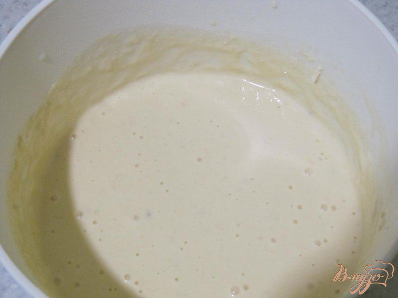 Фото приготовление рецепта: Блины на йогурте шаг №5