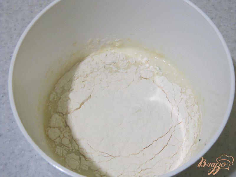 Фото приготовление рецепта: Блины на йогурте шаг №3