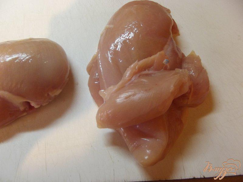 Фото приготовление рецепта: Биточки куриные в панировочных сухарях шаг №1