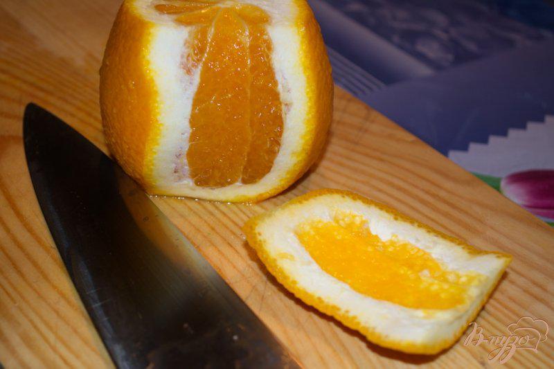 Фото приготовление рецепта: Салат с апельсином и редисом шаг №3