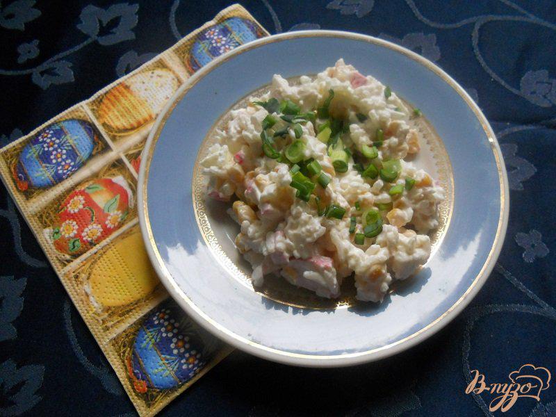 Фото приготовление рецепта: Рисовый салат с крабовым мясом шаг №7