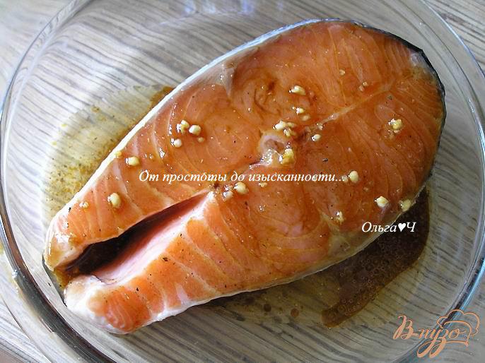 Фото приготовление рецепта: Салат с лососем-гриль, апельсином и авокадо шаг №1