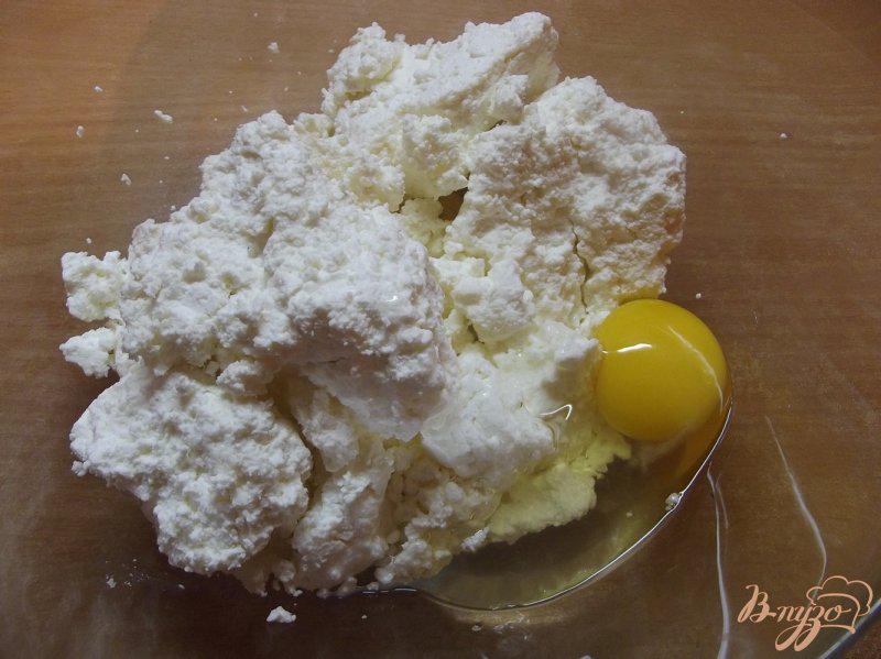 Фото приготовление рецепта: Нежная творожная запеканка с ванилью шаг №2
