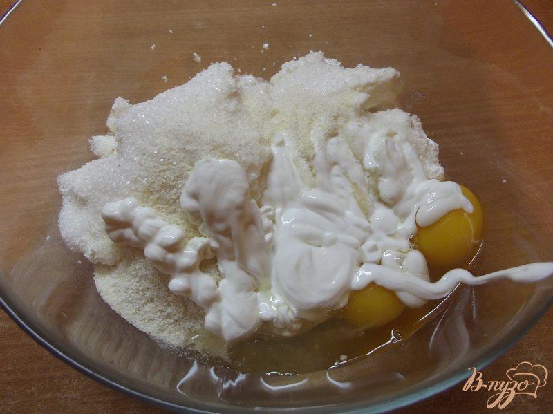 Фото приготовление рецепта: Нежная творожная запеканка с ванилью шаг №5