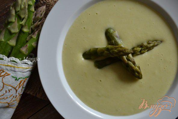Фото приготовление рецепта: Крем-суп с зеленой спаржей шаг №4