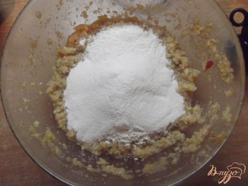 Фото приготовление рецепта: Пирог на сухих сливках шаг №8