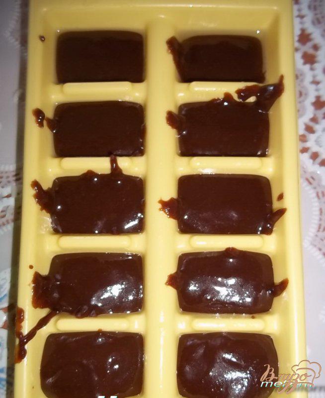 Фото приготовление рецепта: Шоколадные ириски на топленом молоке шаг №3