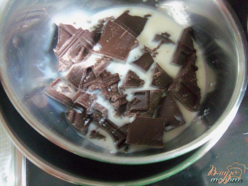 Фото приготовление рецепта: Йогуртовый десерт «Зебра» шаг №1